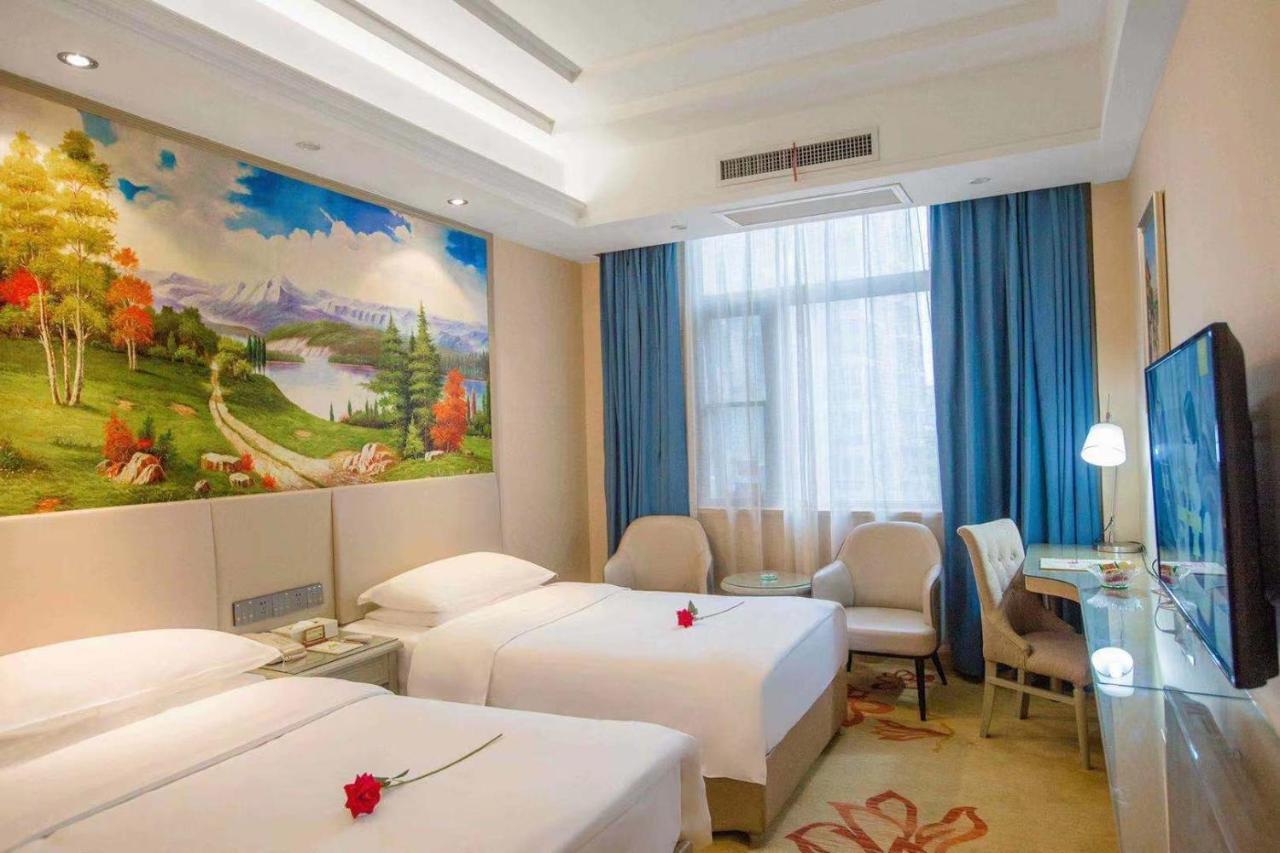 Vienna Hotel Nanyang People Road 외부 사진
