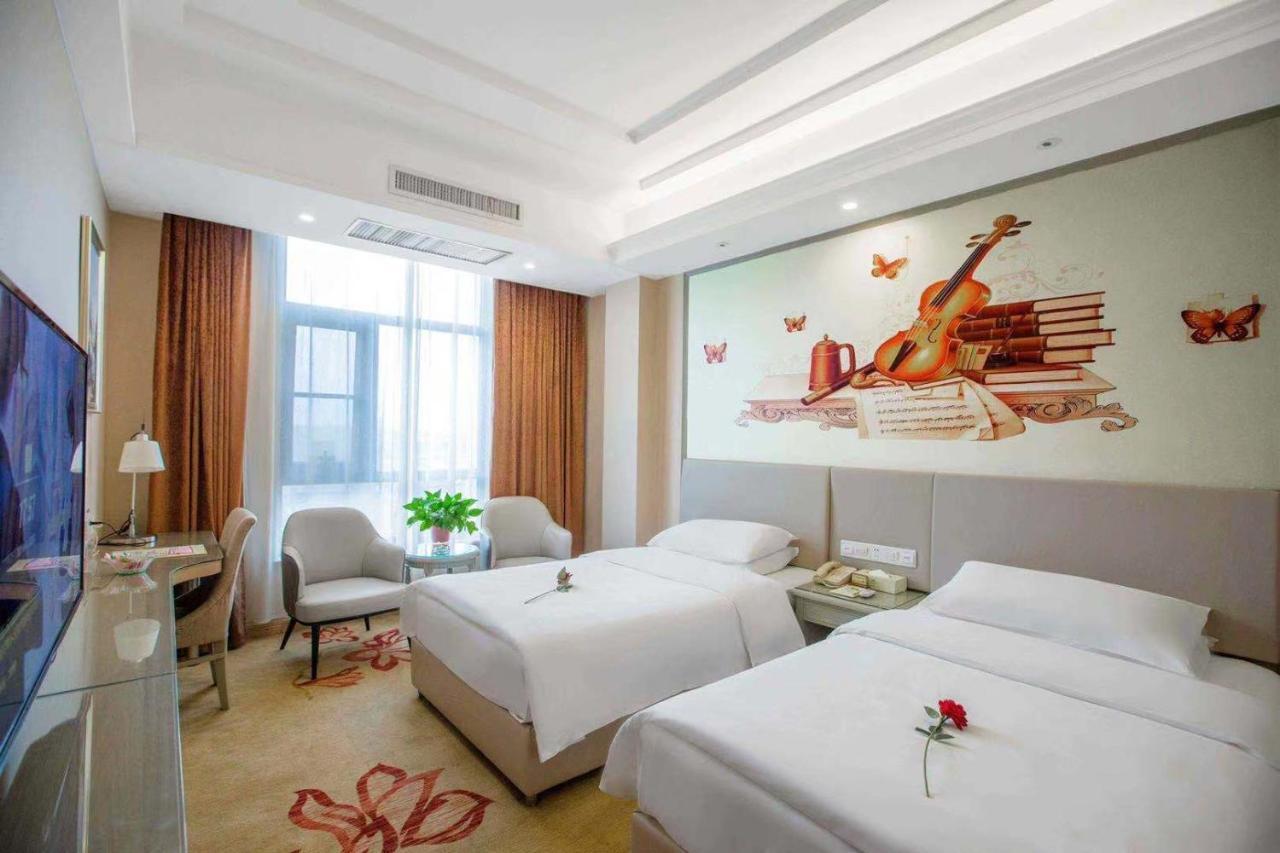 Vienna Hotel Nanyang People Road 외부 사진